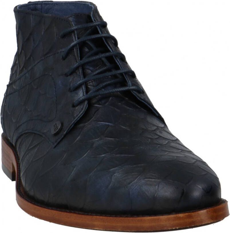 Rehab 2142 300203 h veterschoen dressed